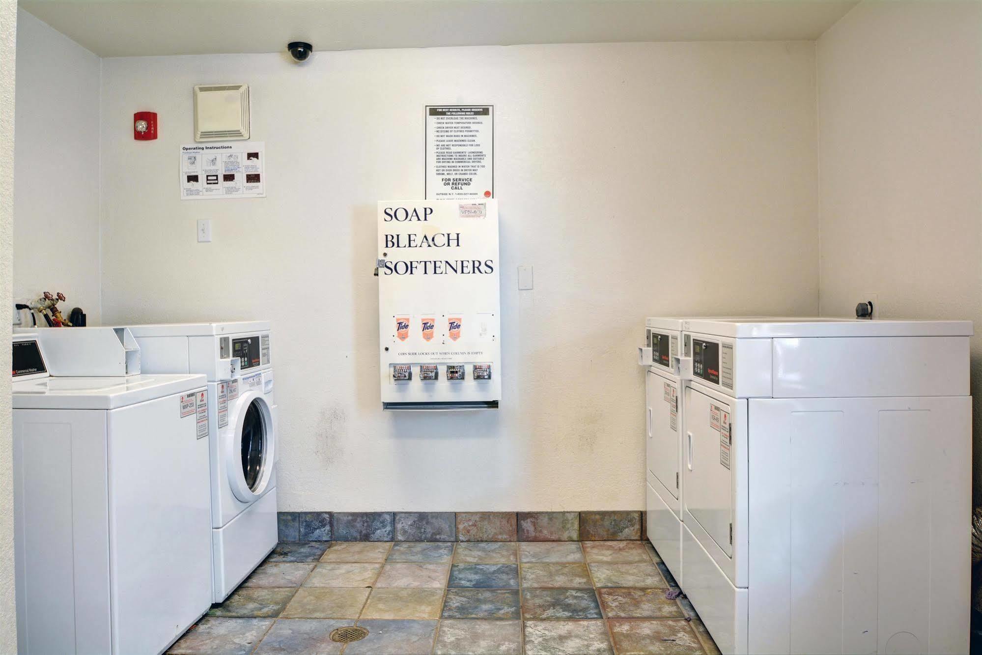 Motel 6-Wethersfield, Ct - Hartford Εξωτερικό φωτογραφία